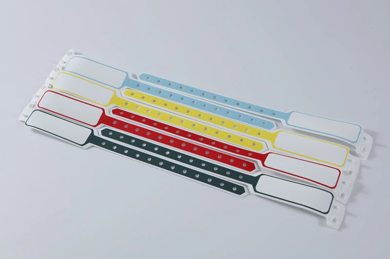 Imagem de referência 2 de Pulseira de identificação em material compósito para adultos (Verificações de escrita manual)