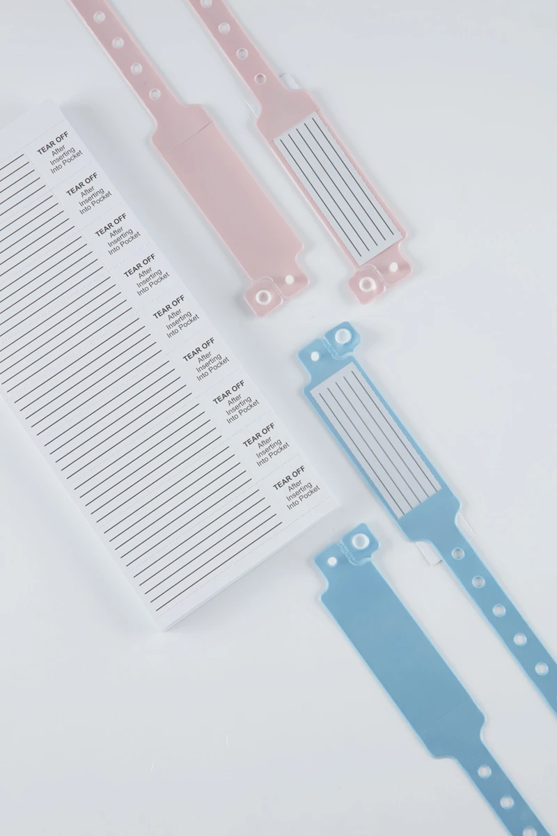 PVC 医用识别腕带实物图