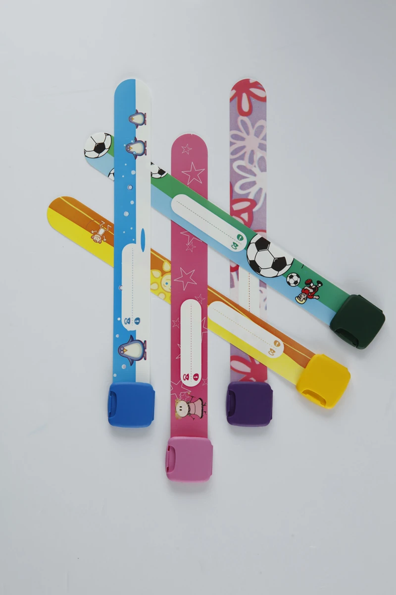 Imagen de referencia 2 de Pulsera infantil de información de contacto (Uso repetido)